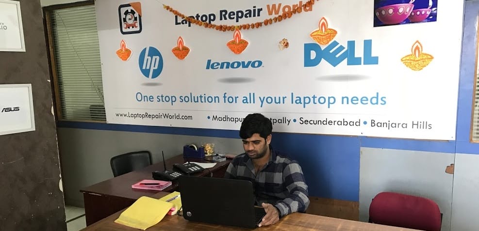 laptop repair world madhapur store
